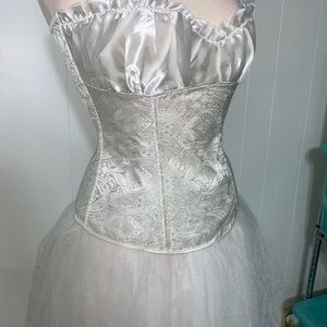 Corset brand new